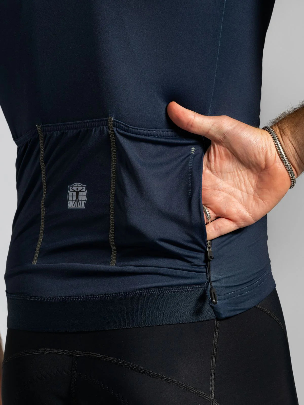 ICON Rattasärk Eclipse must