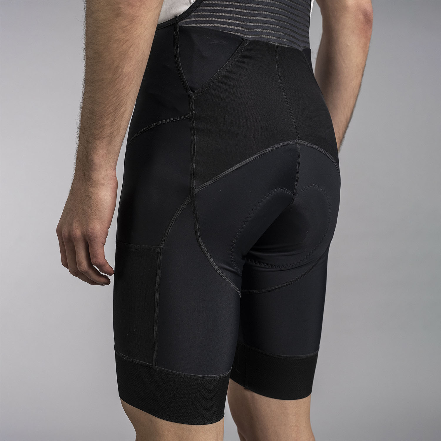 Icon Gravel Bibshorts Black