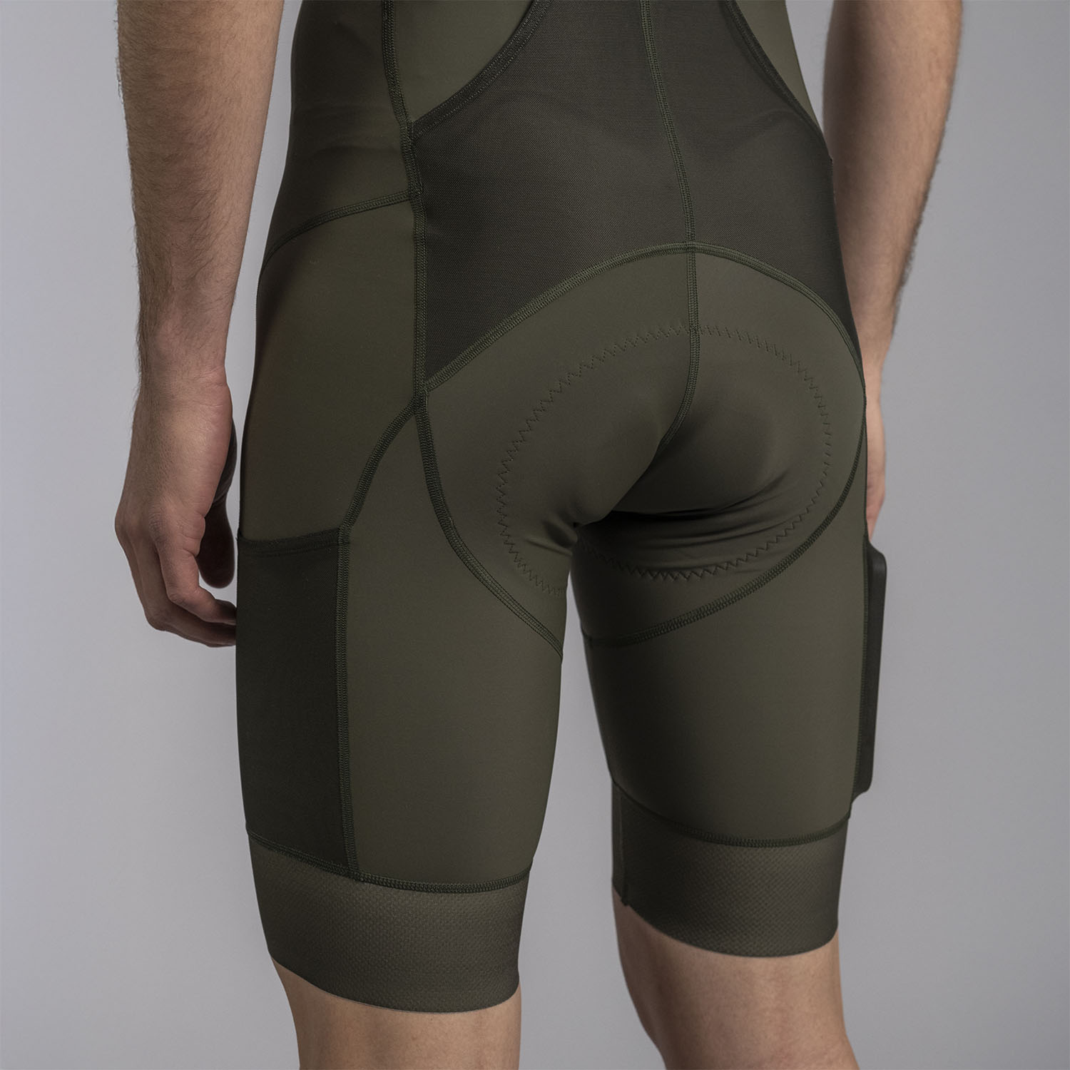 Icon Gravel Bibshorts Olive