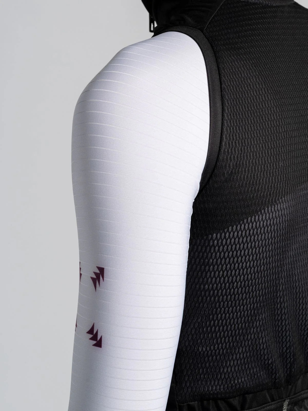 ICON Vest Eclipse Must