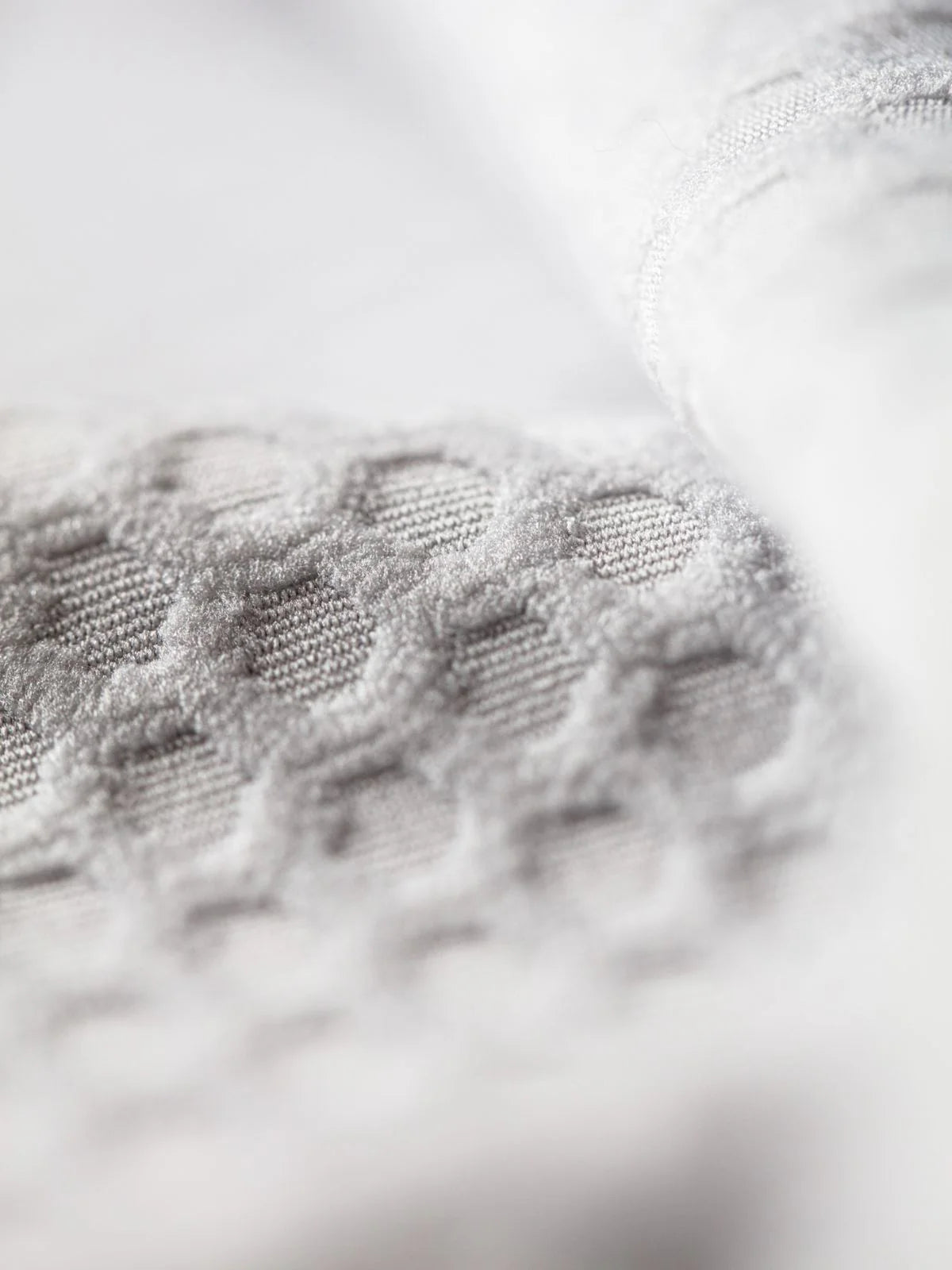 Tempest Protect Pixel Jacket Black