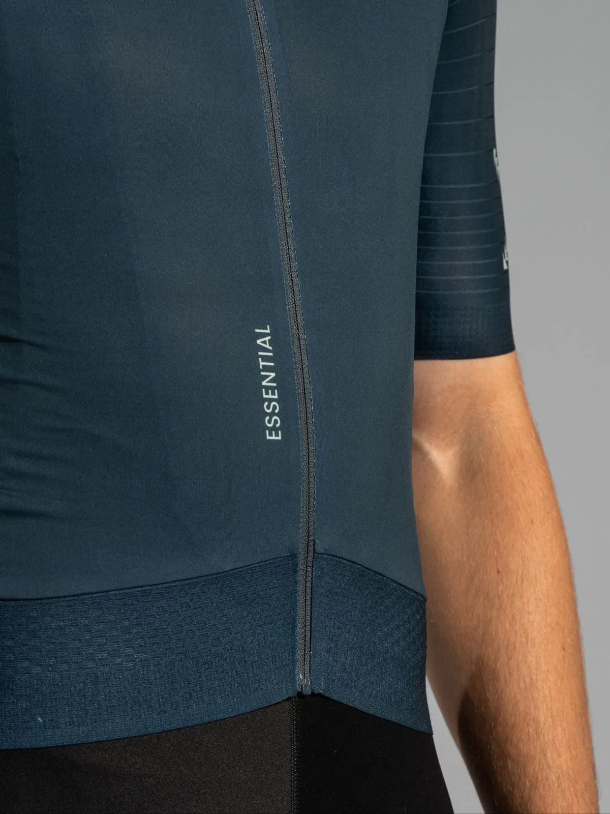 EPIC Rattasärk Bensiinisinine